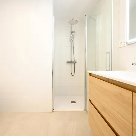 Juanito Maranon By 10tosea 2 Bedrooms דירה